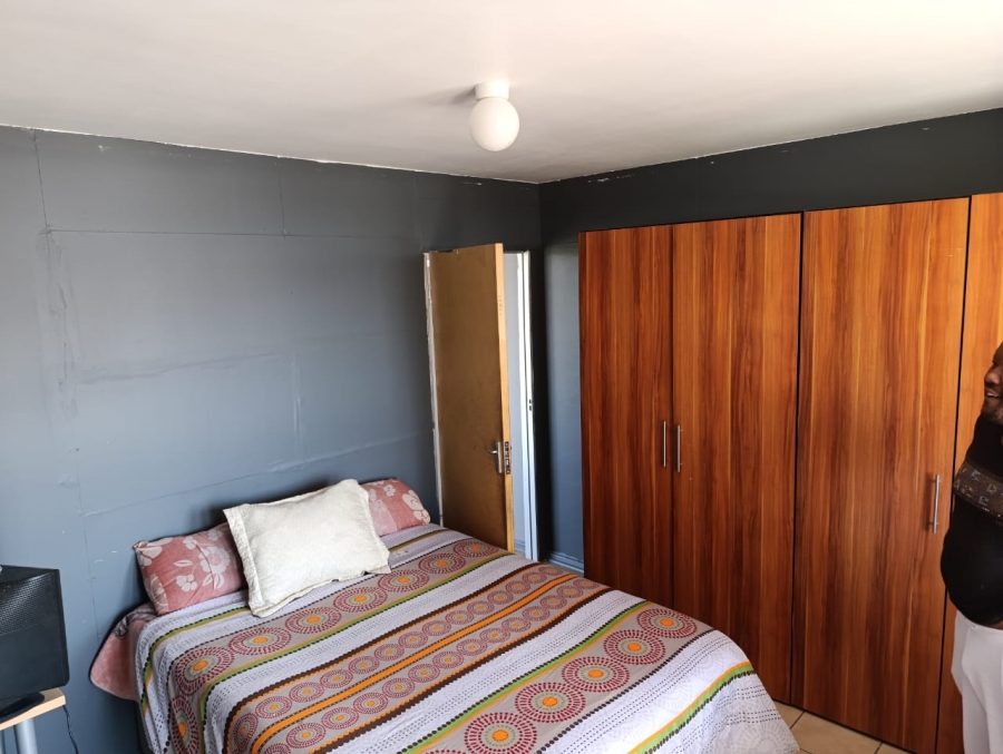 1 Bedroom Property for Sale in Navalsig Free State
